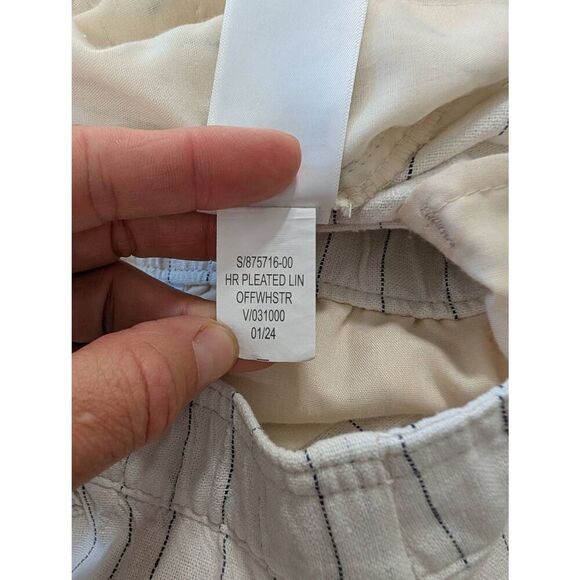 GAP High Rise Pleated linen blend shorts women's 18 white striped modest coastal - Picture 6 of 6